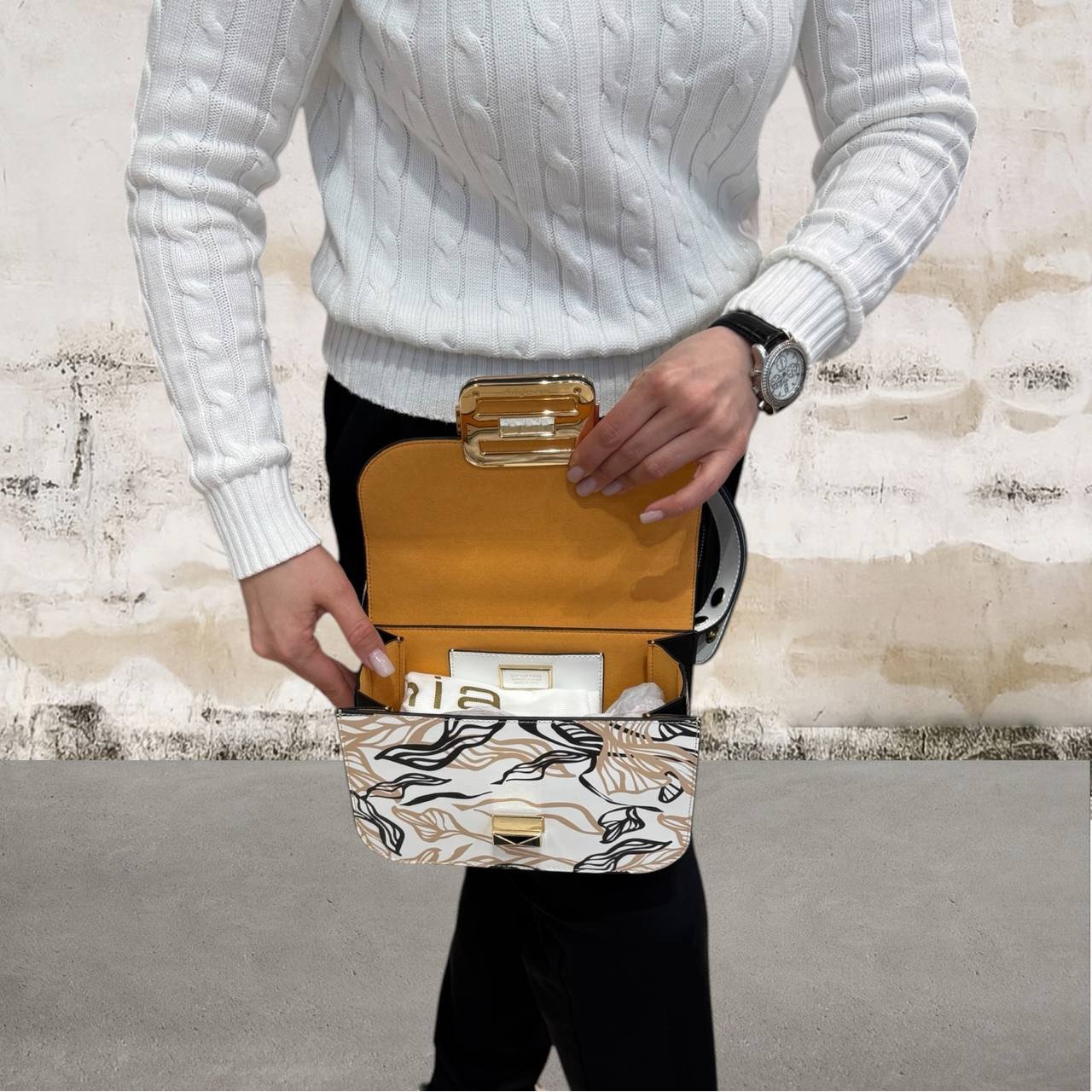 Сумка Cromia 1406259 BIANCO-NERO Сумка Cromia 1406259 BIANCO-NERO